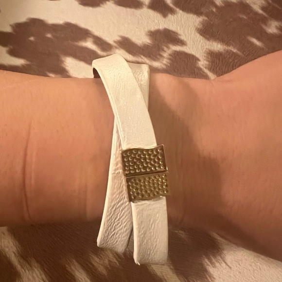 Rustic Cuff White Leather Bracelet - Picture 3 of 3